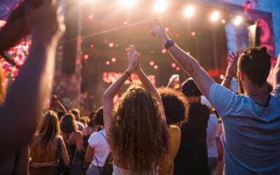 A Guide to “Raw Dogging” Music Festivals