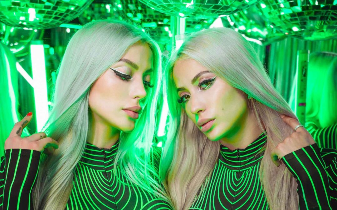 Le Twins inject techno energy into their latest release “Need U To Go (Red Light, Green Light)”